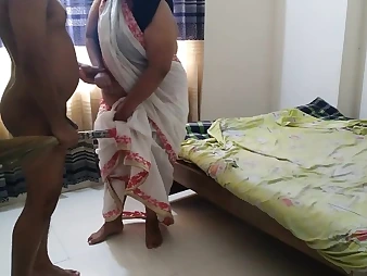 Thrilled Indian COUGAR gets ruined by a stranger's hard jizz-shotgun in a white saree