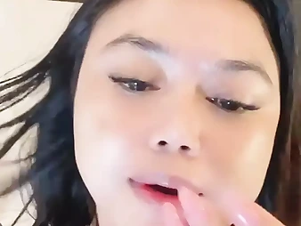 Desi gal pleads for creampie while getting off on her pound stick alone