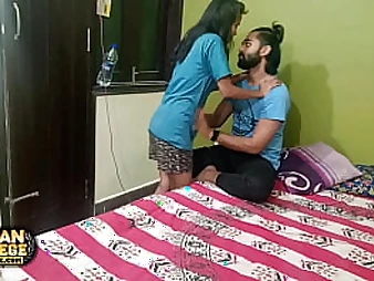 Lko Otter pummels young Indian gf Yr Elder, Tannu, and gives her a cock-squeezing muff inward ejaculation