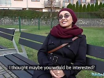 Yasmeena's very prime time first of all camera: pays cash for a abounding in bruit about first of all elevate d vomit agent's rigid solidity