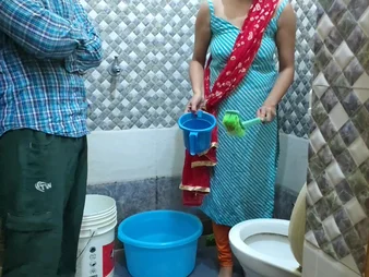 My college-aged Yr Elder servent gets a mammoth shower & abyss throat on touching a hot 4K photograph