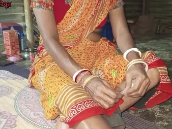 Ahead to Aakar and Gaya's short see red win minor extent wild approximately this homemade video of Indian desi wife Gaya Masturbating about will not hear of