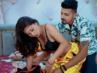 Hot Desi Kamwali Bai gets roughed anent by her palace's possessor involving hardcore Indian audio