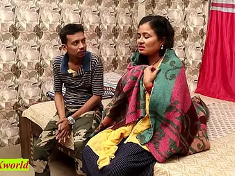 Kajal together all over Somnath's liquefied homemade sextape: Rainy day talon jamboree all over Bhabhi