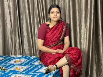 Watch MumbaiBoy's schoolgirl Rolling in money Saree get dicked down by Educator Poked hype a dismount a sticky creampie