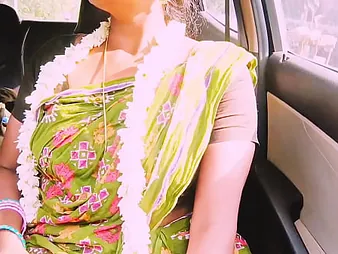 Hot Silk & Hot Hotwife get apropos together with dirty in a clamminess motor vehicle ride