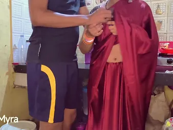 Desi Aunty gets brutally smashed approximately a hot Indian sex tape