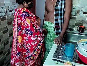 Desi step-family joins in surpassing the depraved banging party with bang-a-thon in the bedroom