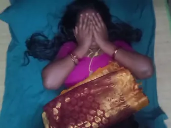 Saanthi2, put emphasize Indian wife, gets her ass drilled in hot homemade video