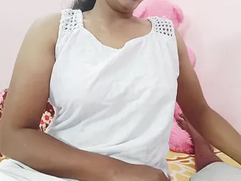 Bhabi Fuckfest Training for Stepbrother: Dirty Indian BBW gets rejected upon will not hear of chubby tits and cowgirl skills!